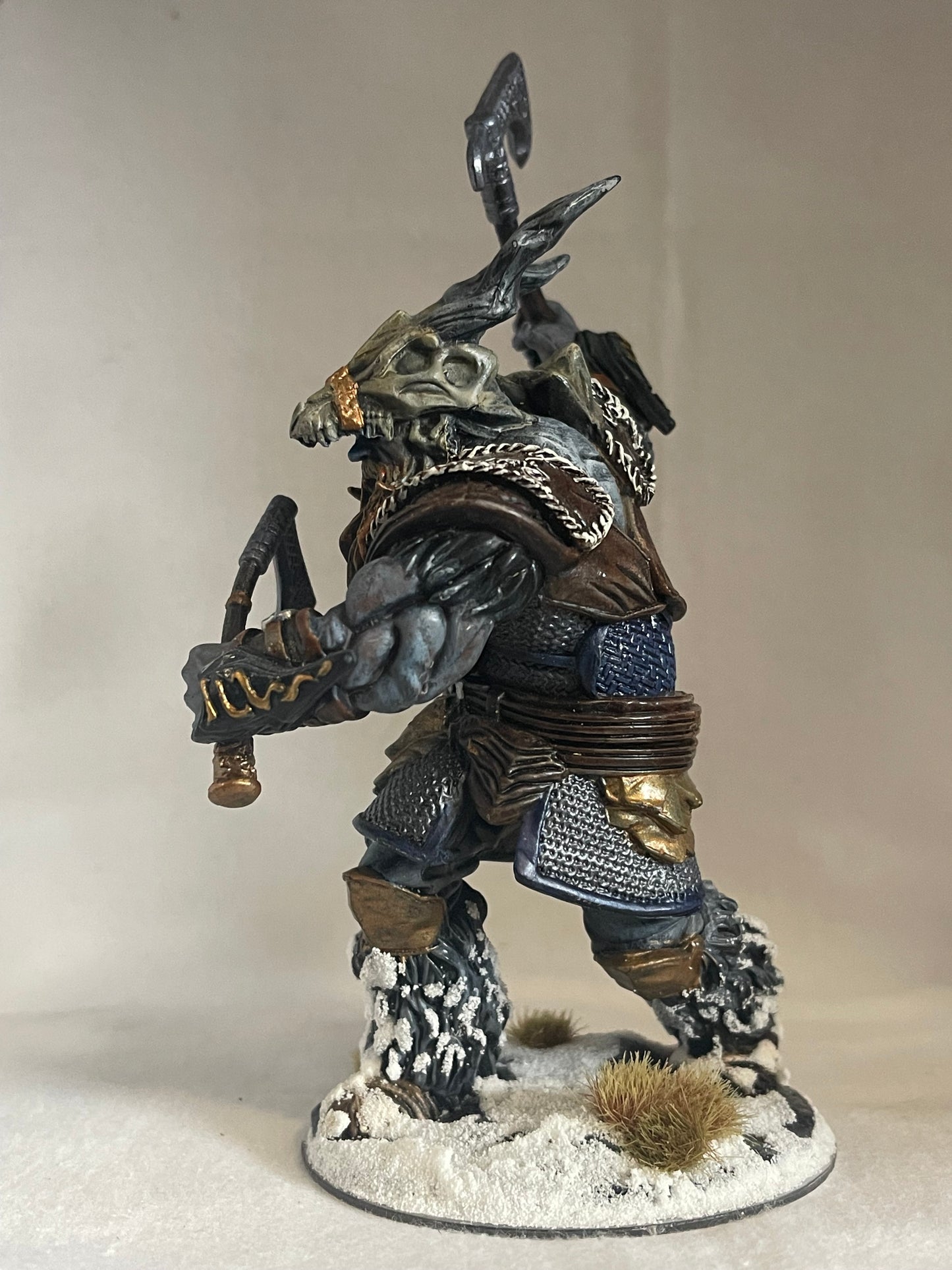 ❄️ Frost Giant – Hand-Painted Nozlur’s Marvelous Miniatures Collectible