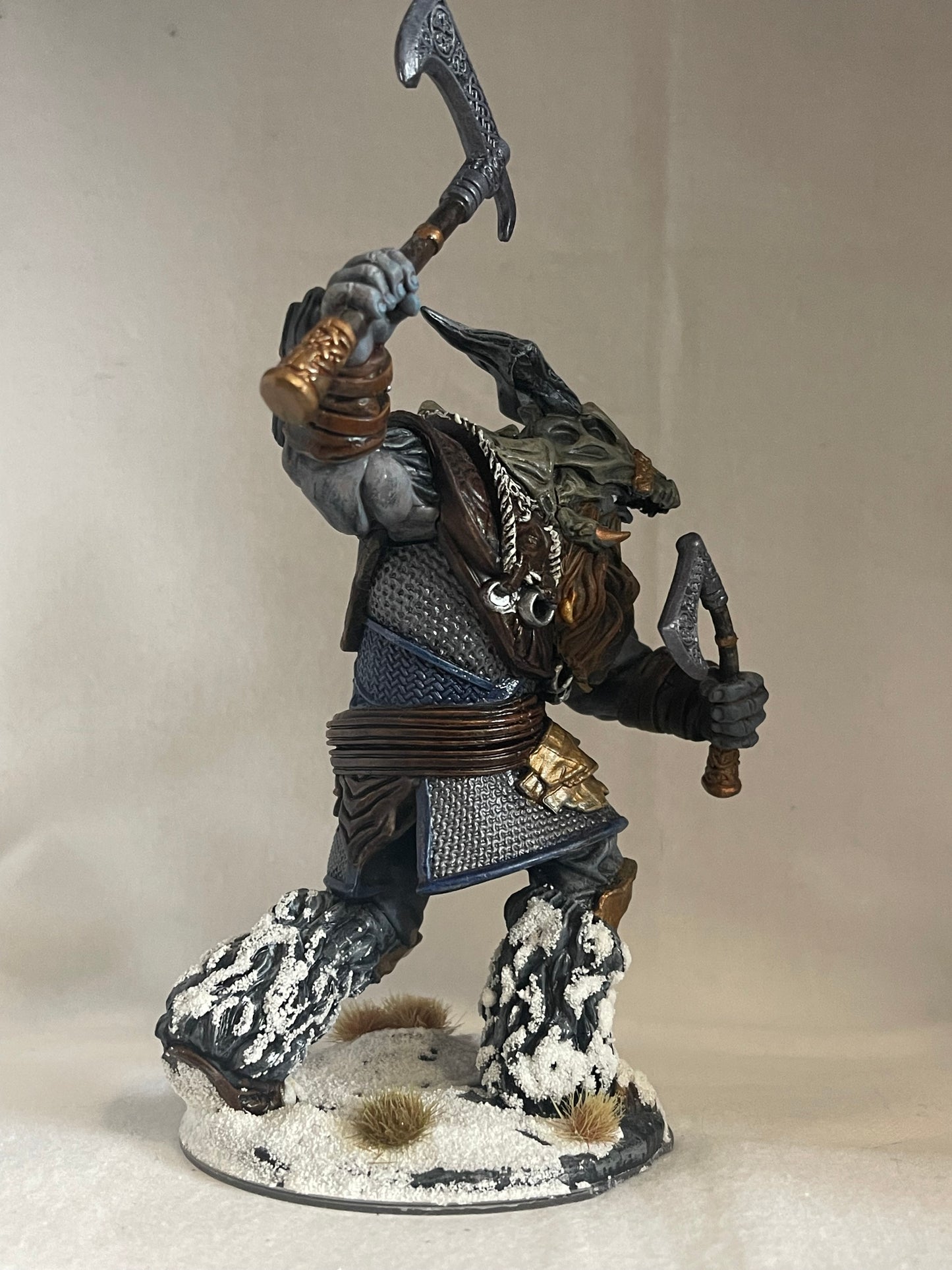 ❄️ Frost Giant – Hand-Painted Nozlur’s Marvelous Miniatures Collectible