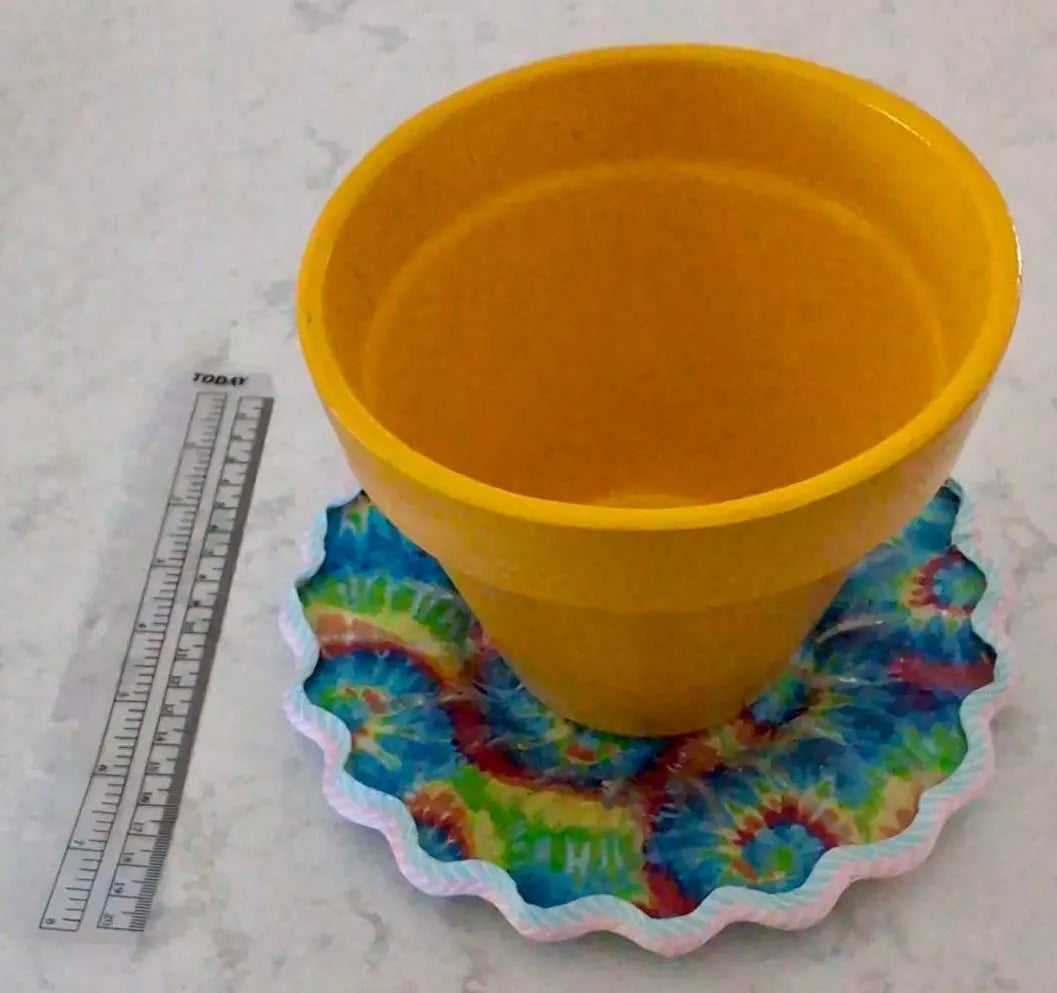 Upcycled Tie-Dye Saucer – Wavy Rim Edition