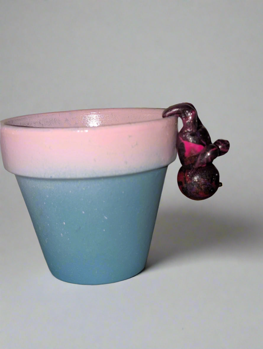 🌠 Nebboo – The Mug Lurker