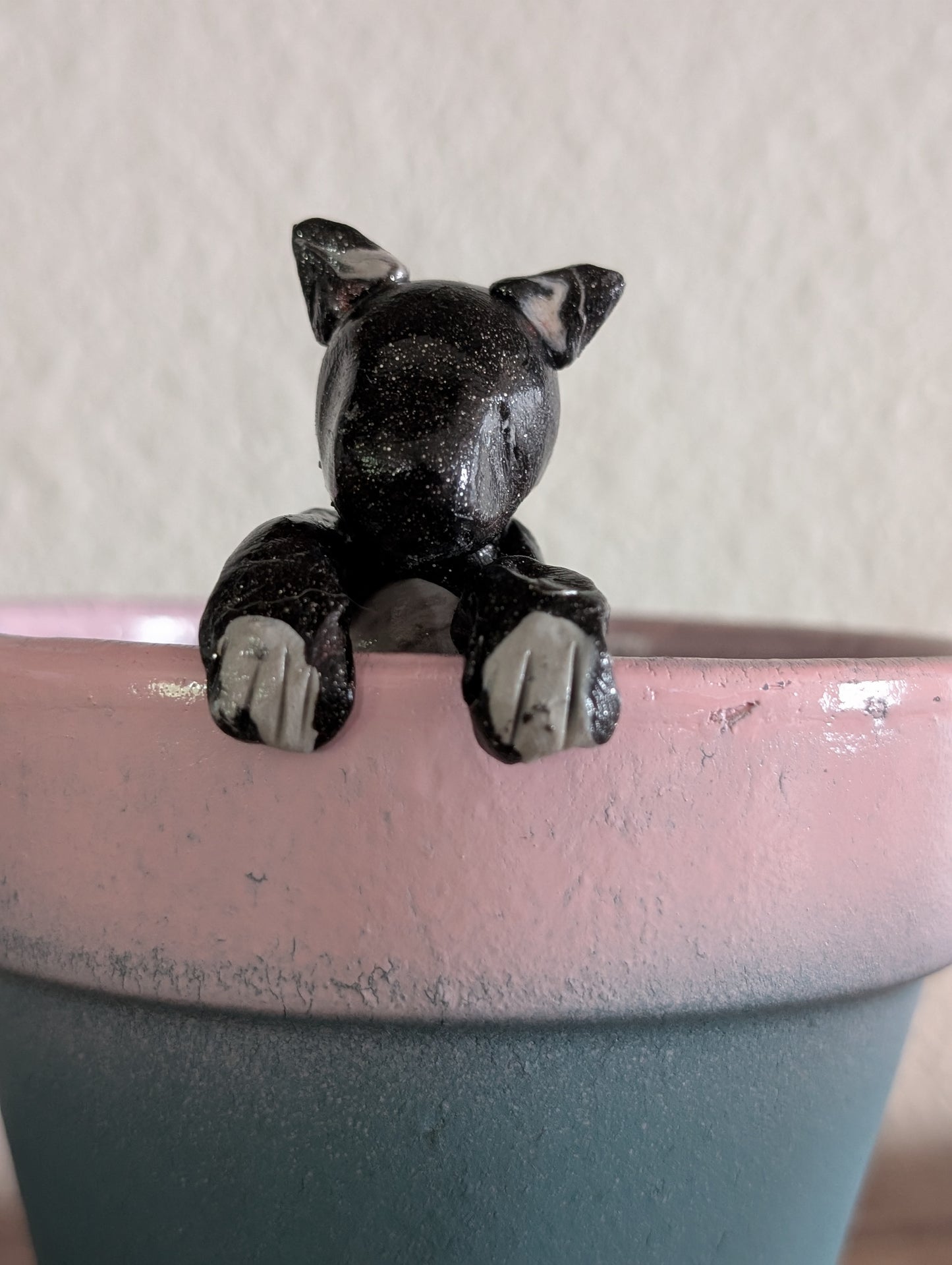 🌑 Mini Shadow – Curious Cat Buddy (2.25”)