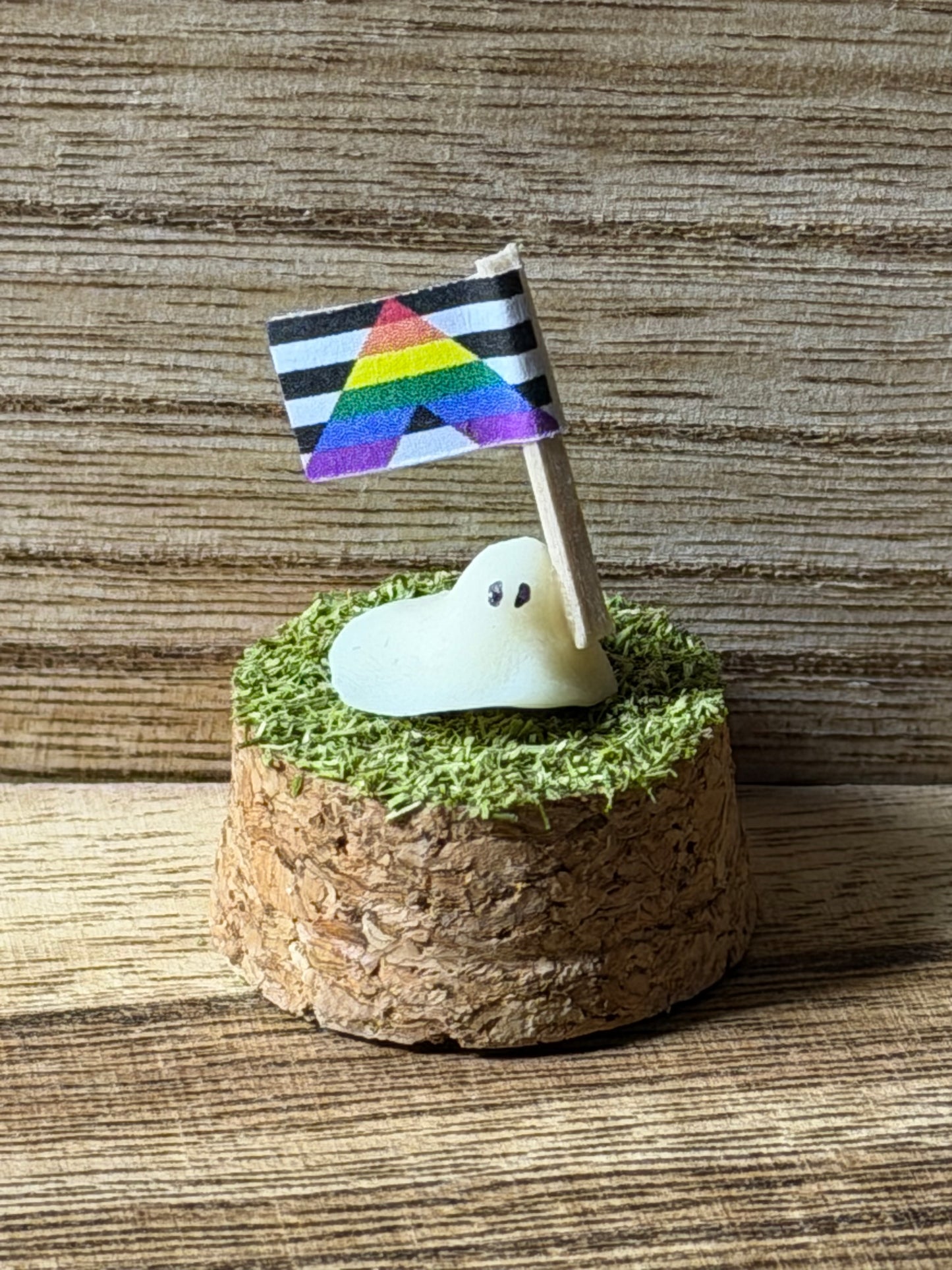 Pride Ghost Terrarium