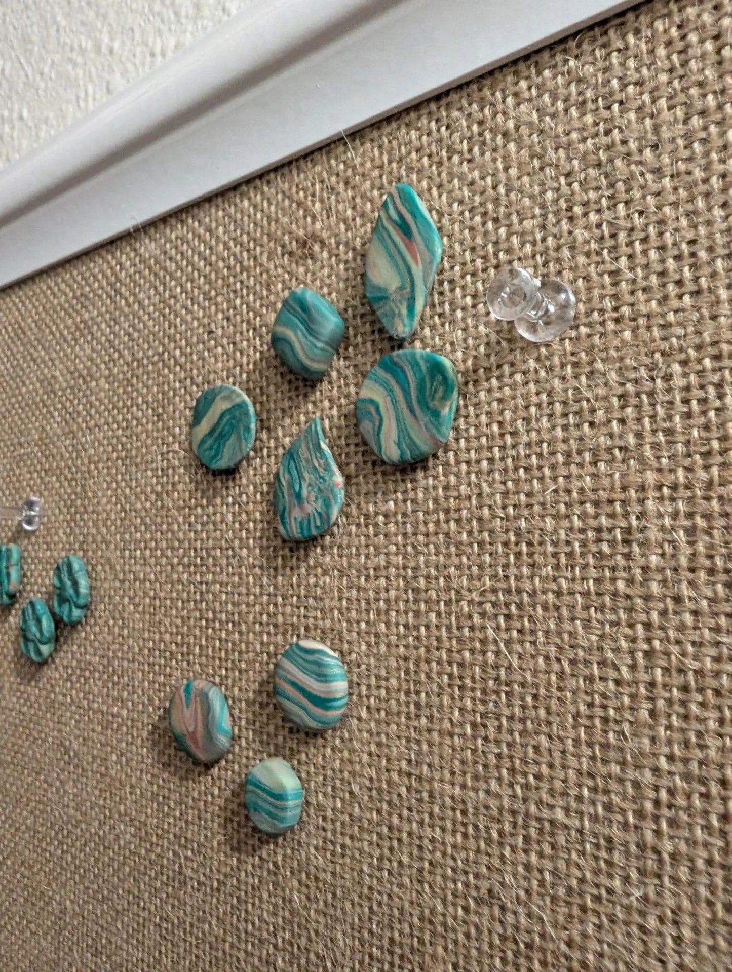 📌 Handmade Polymer Clay Thumbtacks – Pack of 10