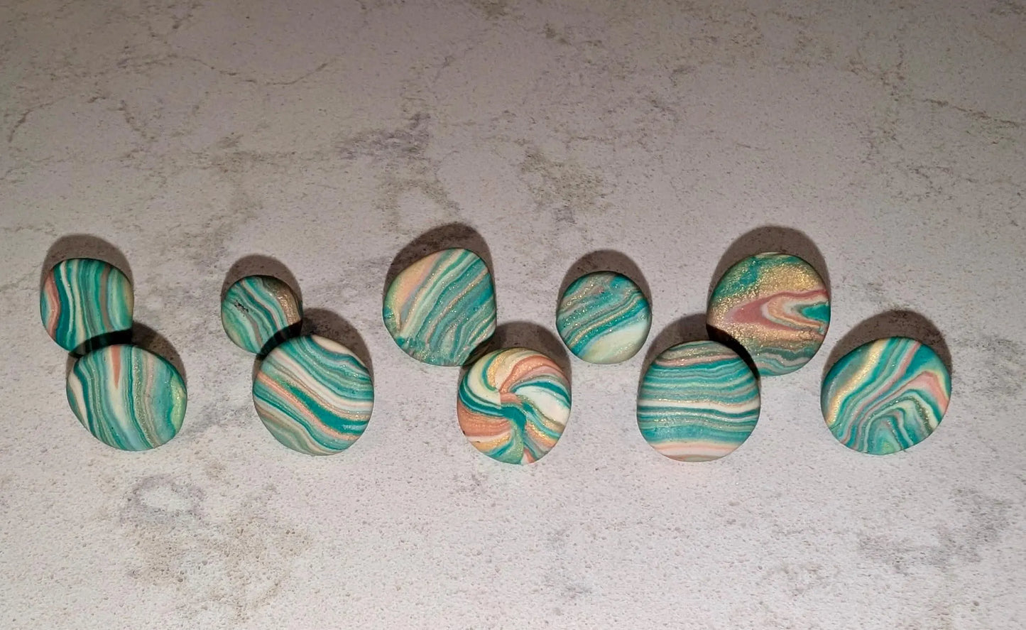 📌 Handmade Polymer Clay Thumbtacks – Pack of 10